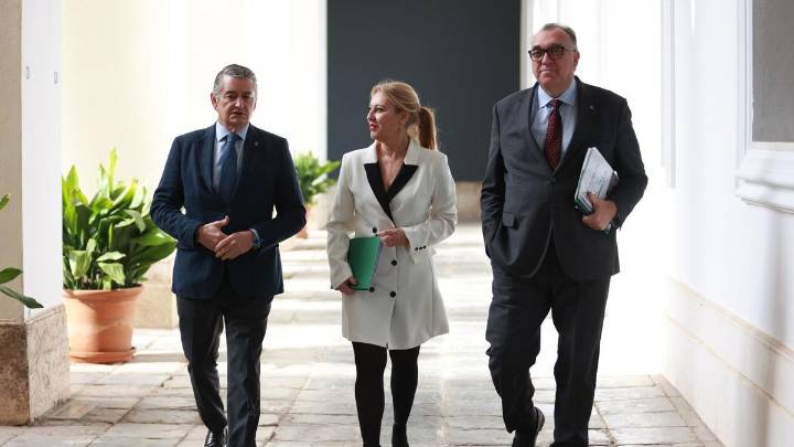 Andalucía reforzará la inspección y multará con hasta 600.000 euros las viviendas turísticas ilegales desde 2026