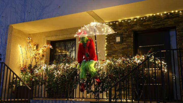 Evitar sustos con las luces de Navidad: «No hay que poner las de interior fuera»