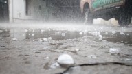 Una tormenta intensa dejó anegamientos y granizo en varias localidades neuquinas