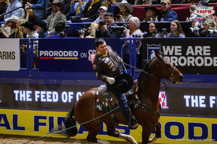 Roping team finds NFR success | National Finals Rodeo