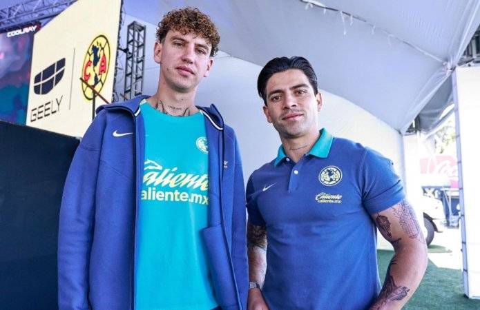 América le abriría la puerta de salida a Igor Lichnovsky y Víctor Dávila para liberar cupos de extranjeros