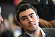 Aplazan audiencia de Mangione por enfermedad