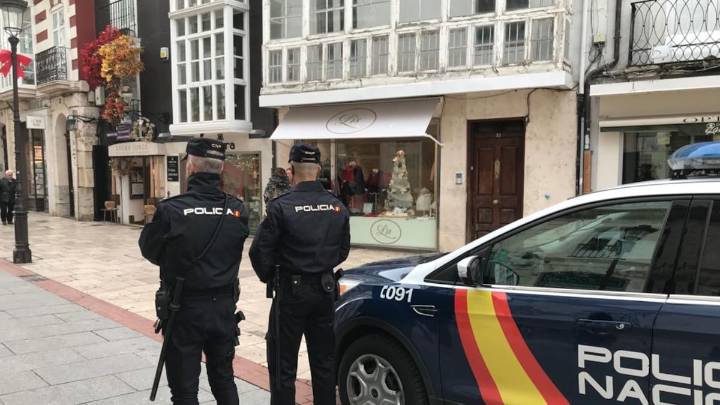 Le roban 3.000 euros con el timo del 'pinchazo' tras fallar el de la 'mancha'