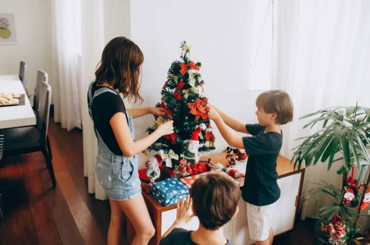 Por qué el 8 de diciembre se arma el arbolito de Navidad: origen y consejos para hacerlo en familia