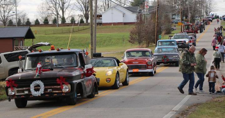 Christmas Parade, cabin this weekend help make Eubank Pulaski's north pole