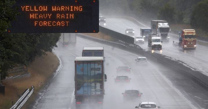 Scots to be hit with 100mm downpour as Met Office updates yellow weather warnings