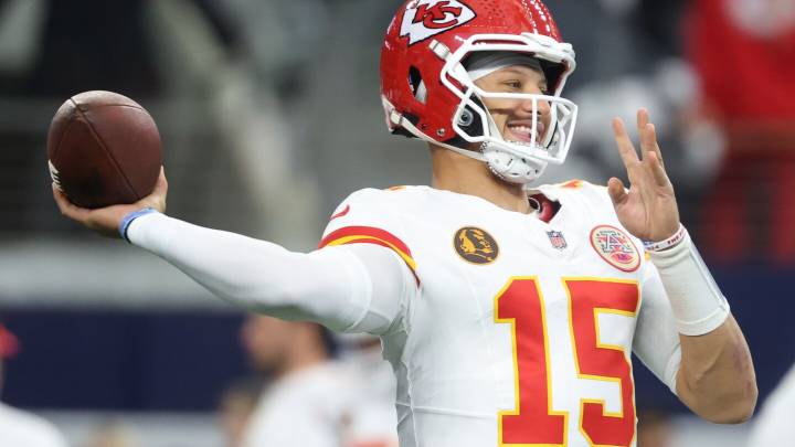 Texans vs. Chiefs prediction: Odds, expert picks, QB matchup, injury update, betting trends, and stats