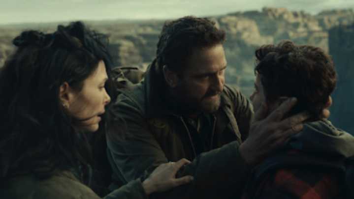 Greenland 2: Migration clip shows Gerard Butler kicking into action