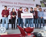 Julio Menchaca respalda a productoras y productores del Valle de Tulancingo