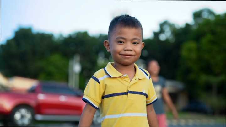 The Teacher and the Miracle: How an Island Boy Got His Sight