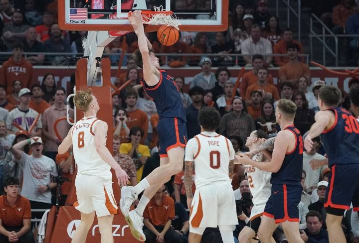 Deadspin | Virginia shoots lights out in Texas to win ACC/SEC Challenge game