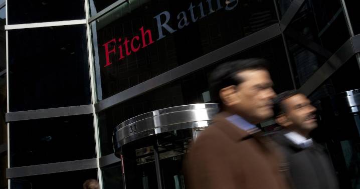 Fitch ve sólidos a los bancos de Latinoamérica para 2026 pese a incertidumbre política y global