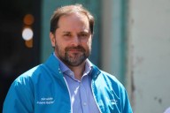 Providencia anuncia multas de casi $350 mil a quienes compren en comercio ilegal