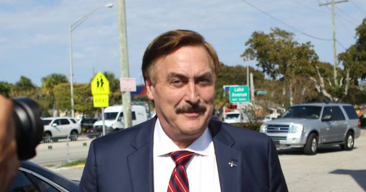 Kooky Trump Ally Files to Run for Minnesota Governor