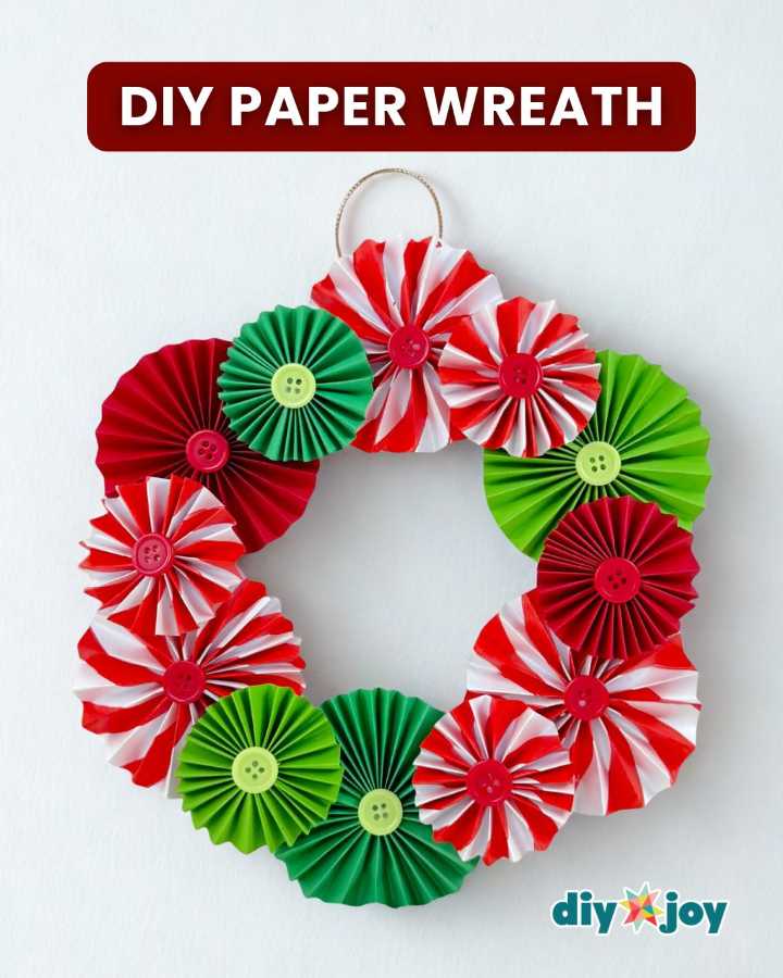 Easy DIY Christmas Paper Wreath