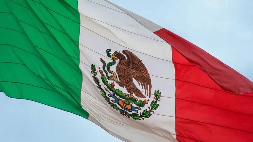 México: dos muertos y siete heridos tras explosión de coche bomba en Michoacán