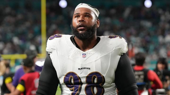 Ravens, DT Travis Jones reach extension before grievance hearing