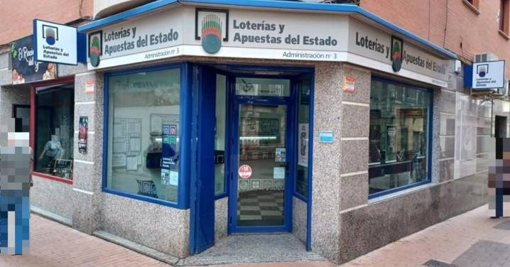 El segundo premio de la Lotería Nacional reparte fortuna en Bailén en el Sorteo del Día de la Constitución