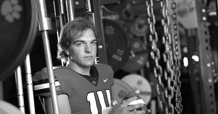 Two former Georgia high school players finish in top 10 of Heisman voting