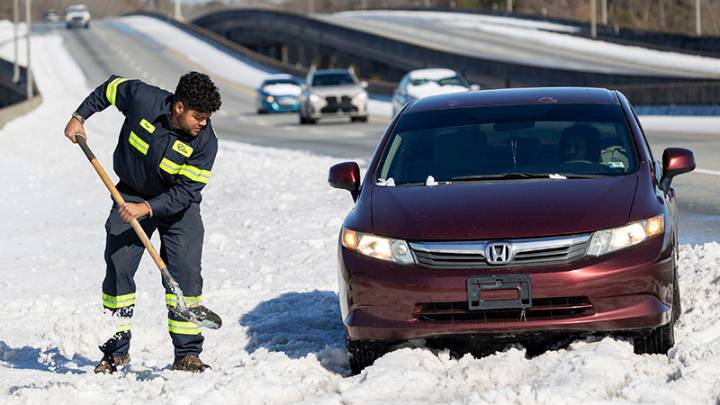 Roads hit hard by winter storm, emergency advice