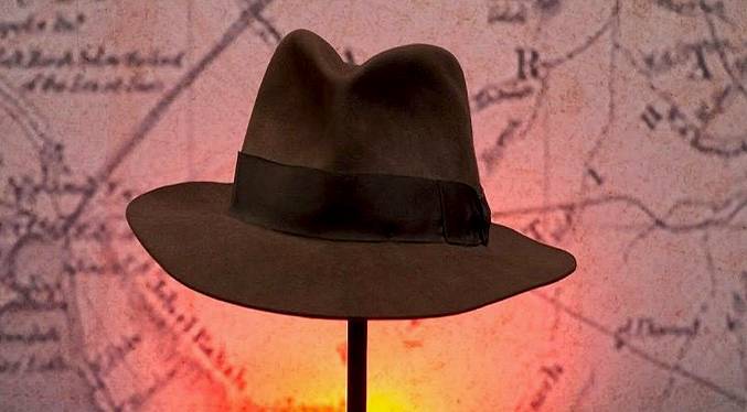 ¡Histórico! El icónico sombrero de Indiana Jones se adjudica en subasta por más de 400,000 euros ¡Un tesoro cinematográfico!