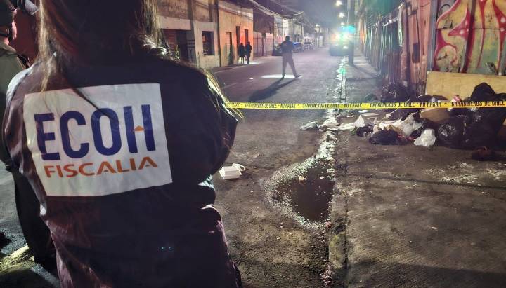 Ataque a balazos en Recoleta deja un hombre muerto y una mujer internada grave