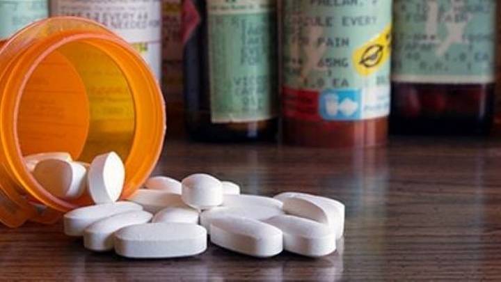 Opioid Use Linked to Higher Risk of C. Diff Infection, Study Finds