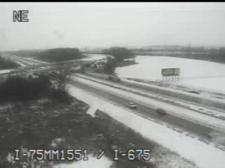 Michigan State Police respond to multiple crashes on icy I