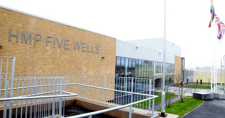 Teen prison officer Alicia Novas admits sexual romp with inmate