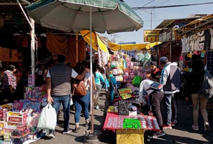 Llama CANACO al Ayuntamiento a regular el ambulantaje en el Centro Histórico