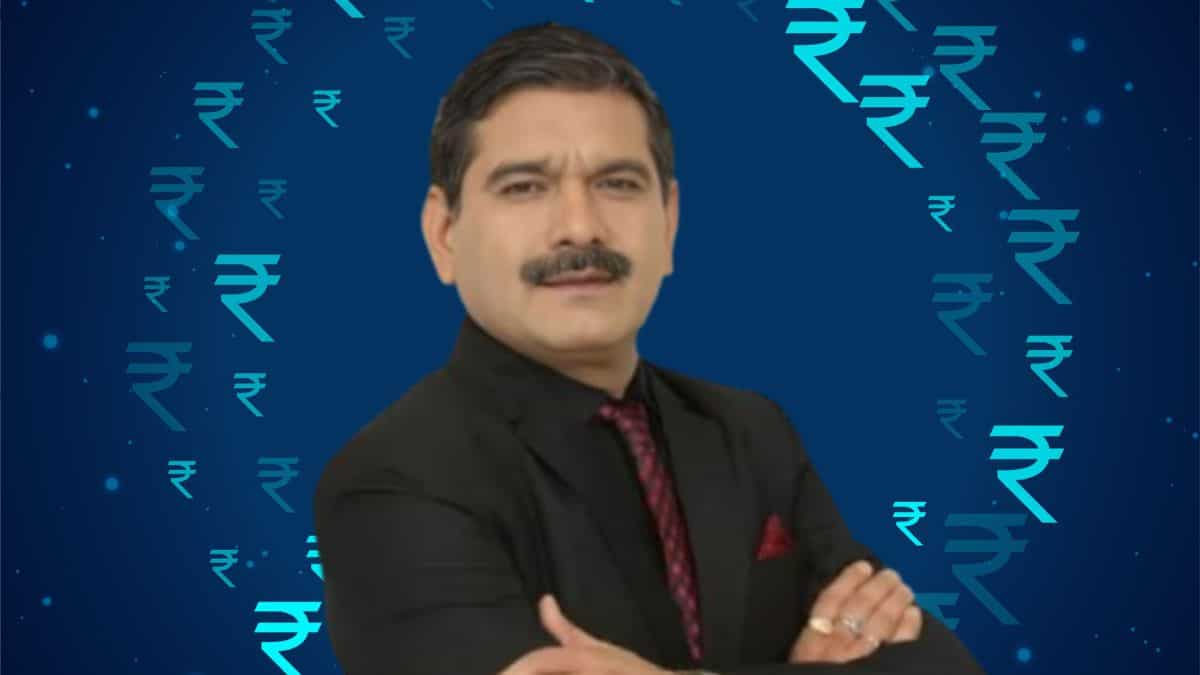 USD vs INR: Why is Rupee falling constantly? Anil Singhvi decodes