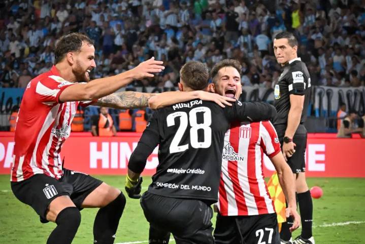 Estudiantes de La Plata se consagró campeón tras vencer a Racing por penales