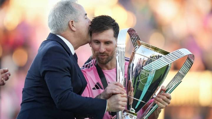 Prices For A Photograph With Lionel Messi Leave Fans Baffled SportFit