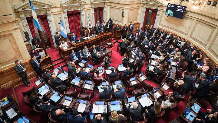 El Gobierno rechazó las críticas de la oposición e insiste en tratar la reforma…