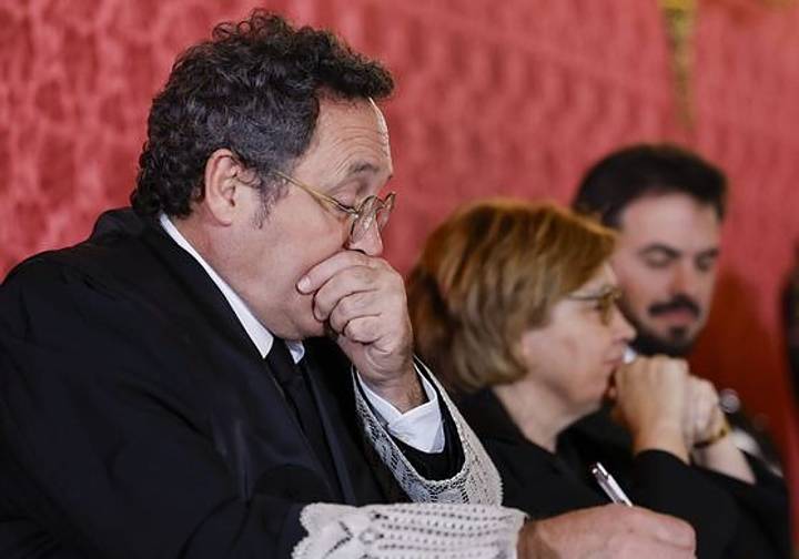 El Supremo concluye en su sentencia que el fiscal general «o una persona de su entorno y con su conocimiento» filtró el correo