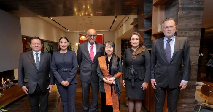 Explora Tere Jiménez posibilidades de cooperación económica e intercambio comercial con Singapur