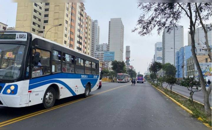 Tráfico en Lima hoy en vivo: accidentes, demoras en estaciones y congestión vehicular en Vía Evitamiento, Panamericana Sur y más