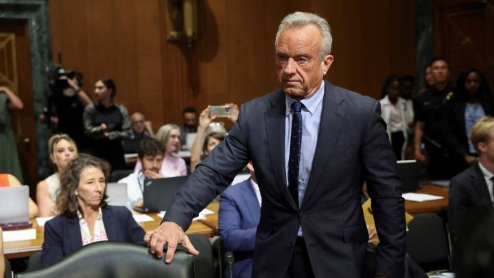 House Democrat Seeks to Impeach Kennedy for Undercutting Public Health