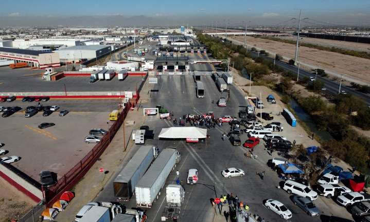 Productores agrícolas comienzan a liberar cruces internacionales de Chihuahua tras nuevas leyes de agua