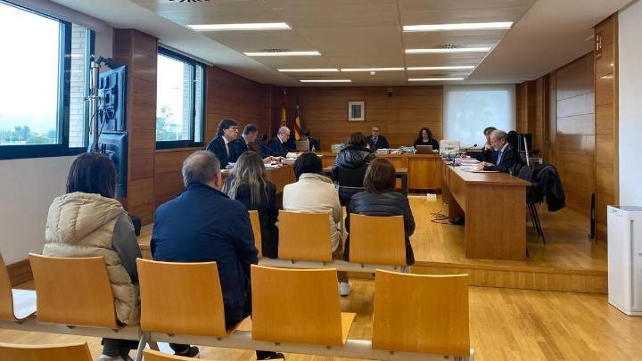 Secta sexual de Vistabella: las dos principales acusadas responsabilizan al fallecido Tío Toni de los abusos a menores
