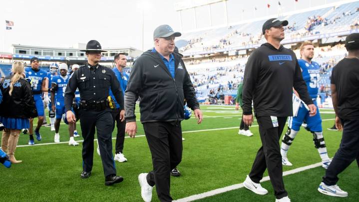 Kentucky fires SEC's longest-tenured coach in Mark Stoops, hires his replacement hours later