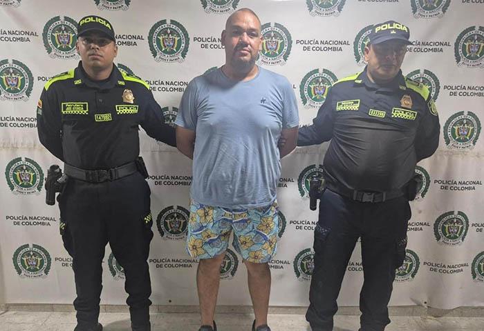 Policía lo capturó por golpear a su mujer en Santa Marta