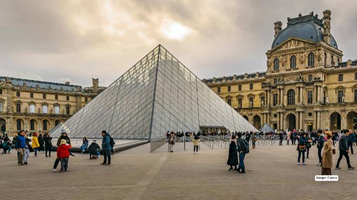 After $102 million heist, a burst pipe soaks hundreds of rare books at the Paris Louvre Museum