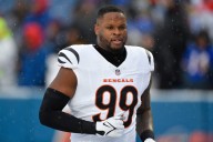 Bengals’ defenders Joseph Ossai and Myles Murphy are stepping up in the absence of Trey Hendrickson