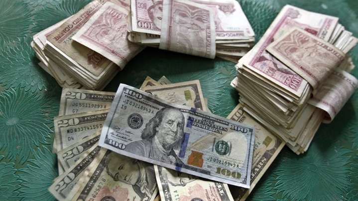 Cuba autoriza transacciones en moneda extranjera dentro del país