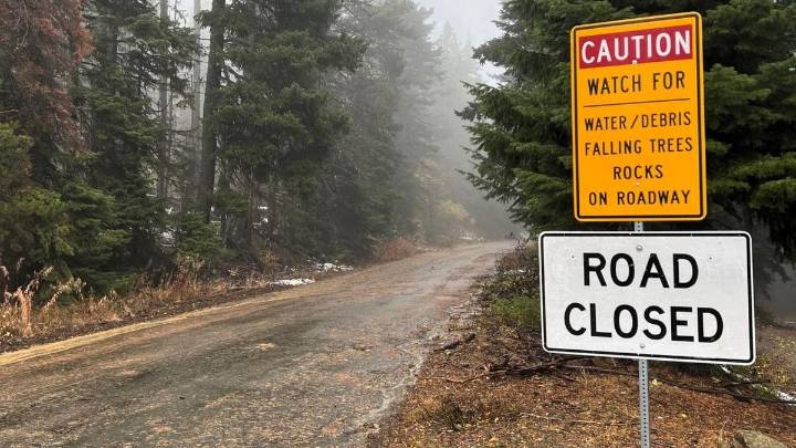 Officials Reminding Travelers To Stay Off Old Blewett Pass Hwy.