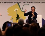 Gael García Bernal explora la fuerza del relato sonoro