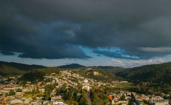 En Chiapas deja 22 heridos y dos muertos volcadura de autobús con indígenas