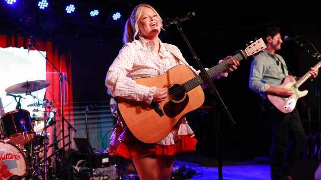 Corn prince? Hailey Whitters welcomes first son