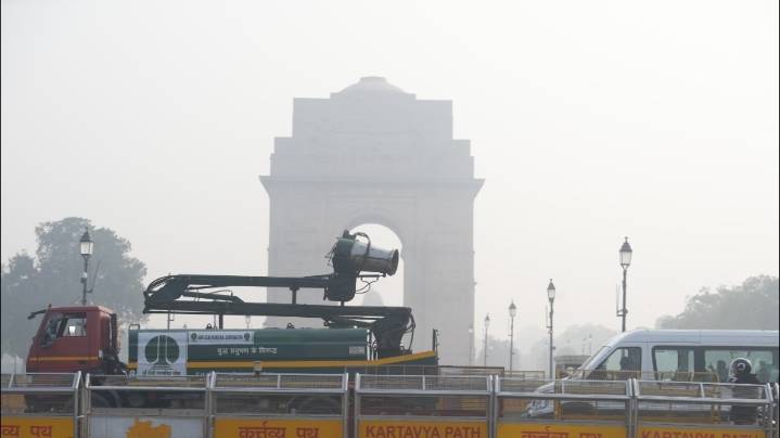 India sets its own air norms: Government calls global pollution rankings unofficial